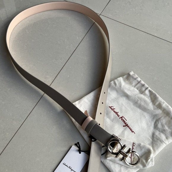 SALVATORE FERRAGAMO Reversible Gancini Calf Leather Gray Blush Belt NEW
